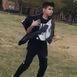 Meet your Posher, Levi